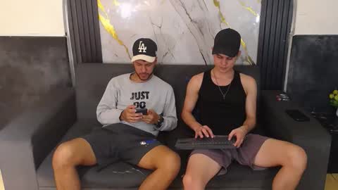 Snapshot of angel_villareal_ chatting on 02/28/26, 04:35 angel_villareal_ online show from 02/28/26, 04:35