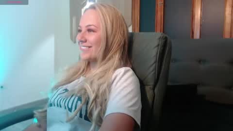 Angel online show from 05/04/26, 11:17