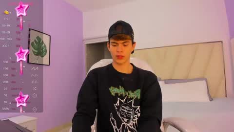 angel_wish_ online show from 04/19/26, 03:06