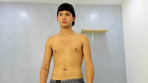 Snapshot of angel_zen chatting on 03/03/26, 11:54 Angel online show from 03/03/26, 11:54