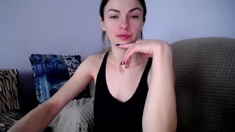 Zoe online show from 10/17/25, 09:01