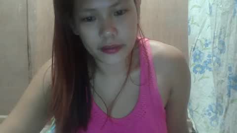 Snapshot of angela413796 chatting on 03/07/25, 08:33 angela413796 online show from 03/07/25, 08:33