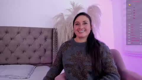 Snapshot of angela_fiory chatting on 09/19/25, 08:31 Ange online show from 09/19/25, 08:31