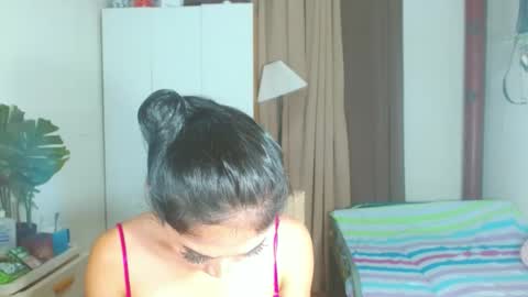 angela online show from 12/26/24, 09:15