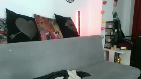  Angela  online show from 12/05/24, 05:48