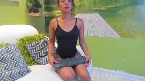 angela_rendon online show from 06/13/26, 11:08