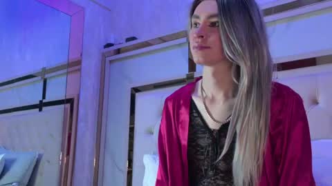 angela_white22 online show from 04/26/26, 07:11