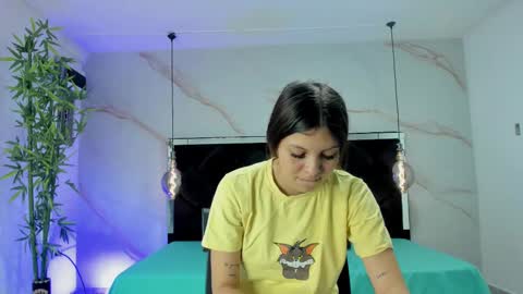 ANGELA online show from 09/10/25, 12:05