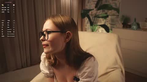 Mary online show from 04/01/26, 01:41