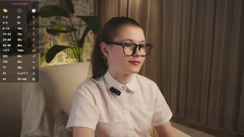 Mary online show from 04/03/26, 12:25