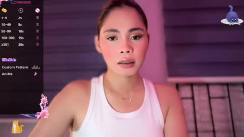 Snapshot of angelabigcock10 chatting on 09/21/25, 07:26 Jamie online show from 09/21/25, 07:26