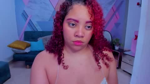 Snapshot of angelacoffee chatting on 11/25/25, 04:01 Angela online show from 11/25/25, 04:01