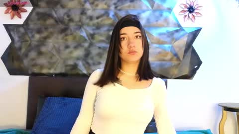 angelacute19 online show from 12/31/24, 12:15