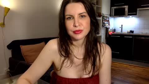 Snapshot of angeladarkk chatting on 12/31/24, 09:39 Angela online show from 12/31/24, 09:39