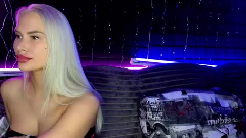 AngelaLaCherry online show from 03/19/26, 08:40