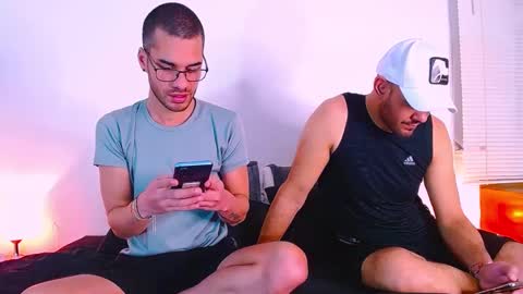 Snapshot of angelandfranco chatting on 02/20/25, 11:54 AngelFranco online show from 02/20/25, 11:54
