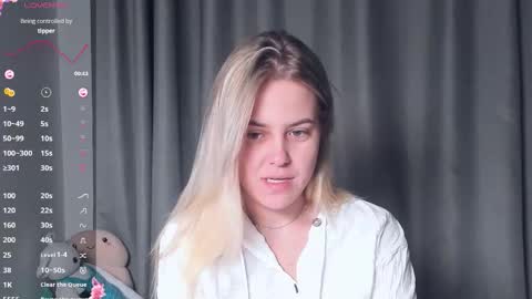 Darsi Anty online show from 10/23/25, 04:17