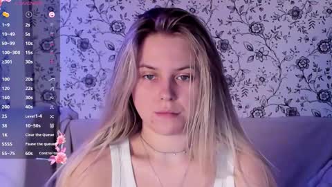 Darsi Anty online show from 12/20/25, 02:24