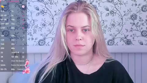 Darsi Anty online show from 03/23/26, 03:05