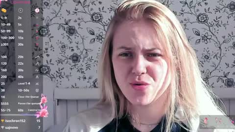 Darsi Anty online show from 04/17/26, 02:09