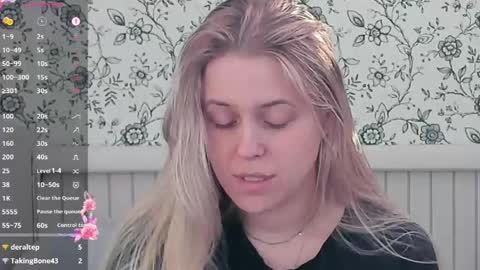 Darsi Anty online show from 04/20/26, 03:26