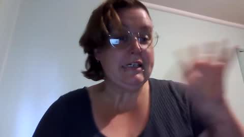 Angel online show from 02/02/26, 07:51