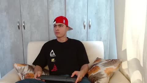 angelbacker22 online show from 01/25/25, 07:07