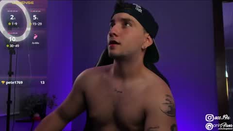 Snapshot of angelbell19 chatting on 07/10/26, 02:49 angelbell19 online show from 07/10/26, 02:49