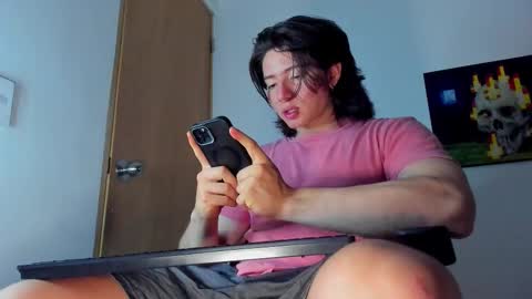 Snapshot of angelbennet_ chatting on 10/21/25, 11:16 Angel Bennet online show from 10/21/25, 11:16