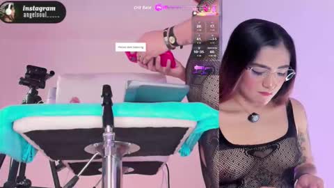 angel online show from 09/22/25, 06:26