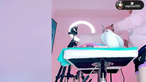 angel online show from 02/05/26, 08:19