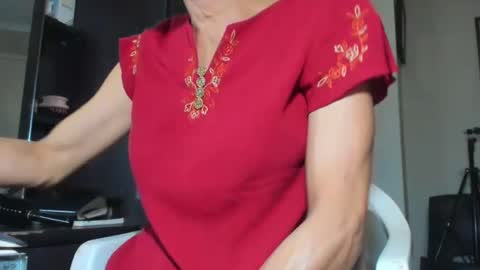 Snapshot of angelchezcka chatting on 07/22/26, 07:33 cheche online show from 07/22/26, 07:33