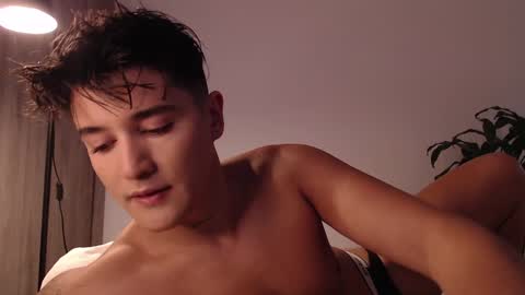 Snapshot of angelcossio chatting on 01/28/25, 12:32 Angel online show from 01/28/25, 12:32