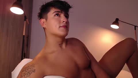 Snapshot of angelcossio chatting on 02/15/25, 10:52 Angel online show from 02/15/25, 10:52