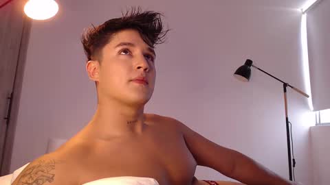 Snapshot of angelcossio chatting on 10/07/25, 08:17 Angel online show from 10/07/25, 08:17