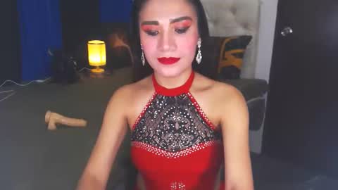 Snapshot of angelcumfallen chatting on 01/14/25, 04:15 Angel online show from 01/14/25, 04:15