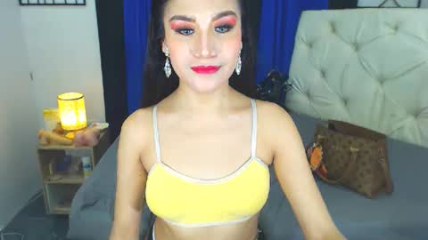 Snapshot of angelcumfallen chatting on 02/24/25, 02:30 Angel online show from 02/24/25, 02:30