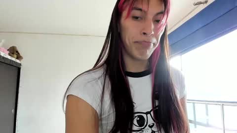 angele online show from 12/25/24, 06:41