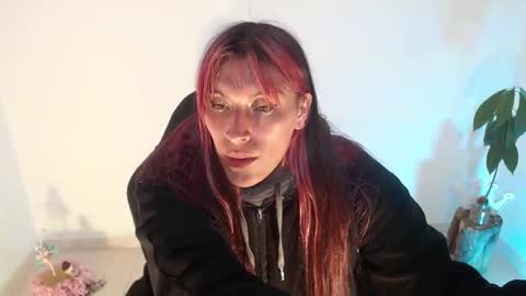 angele online show from 09/29/25, 12:27