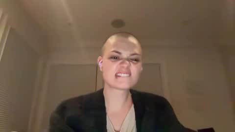 angeleleven11 online show from 01/17/25, 07:41