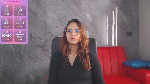 Snapshot of angeles_azul chatting on 09/18/25, 04:42 angel online show from 09/18/25, 04:42