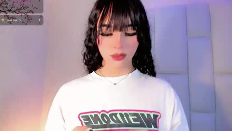 Snapshot of angeles_bust chatting on 12/05/25, 08:38 angeles_bust online show from 12/05/25, 08:38