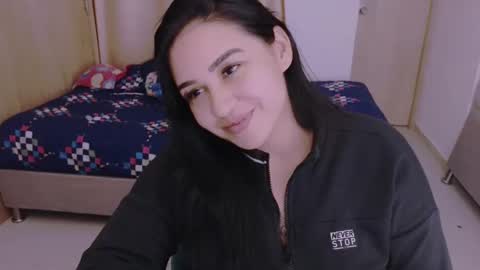 Snapshot of angeleslinda chatting on 12/08/24, 09:19 anastasia online show from 12/08/24, 09:19