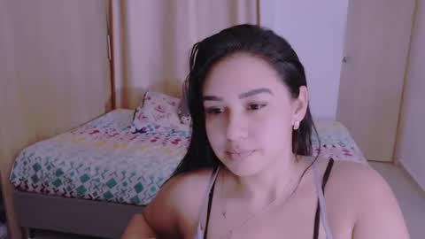 Snapshot of angeleslinda chatting on 12/17/24, 10:43 anastasia online show from 12/17/24, 10:43