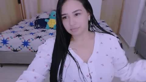 Snapshot of angeleslinda chatting on 01/14/25, 07:11 anastasia online show from 01/14/25, 07:11