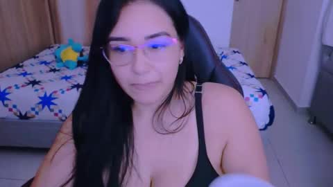 Snapshot of angeleslinda chatting on 01/20/25, 09:32 anastasia online show from 01/20/25, 09:32