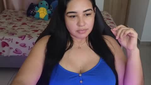 Snapshot of angeleslinda chatting on 02/16/25, 07:27 anastasia online show from 02/16/25, 07:27