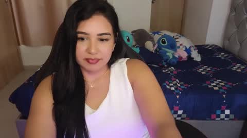 Snapshot of angeleslinda chatting on 03/06/25, 11:31 anastasia online show from 03/06/25, 11:31