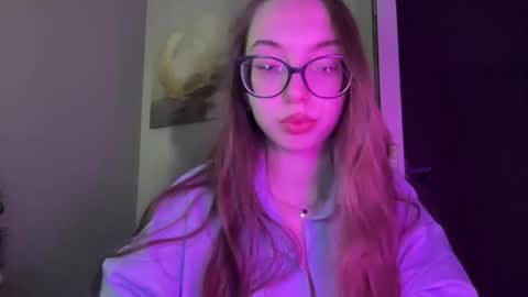 Snapshot of angelfox0202 chatting on 03/01/26, 05:15 ANGEL online show from 03/01/26, 05:15