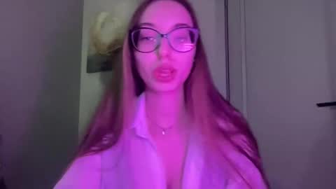 Snapshot of angelfox0202 chatting on 03/02/26, 05:20 ANGEL online show from 03/02/26, 05:20